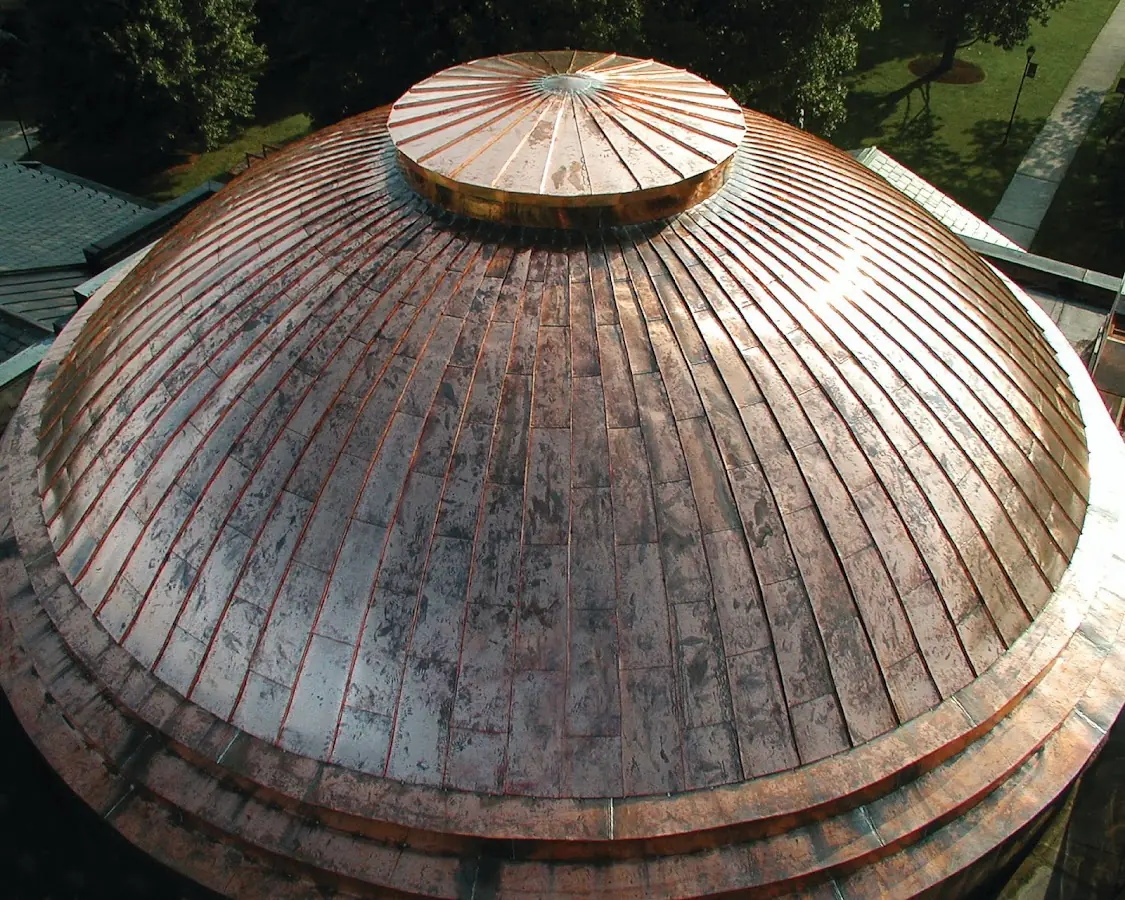 Craftsman Roofing crew installing a new roof in Washington Mills